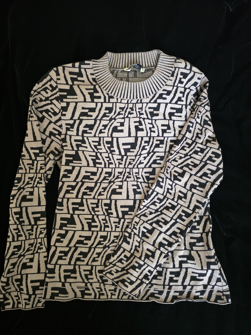 Fendi Black & Tan/Brown FF Logo Crewneck Sweater Sz 40